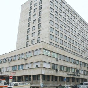 Дипломат на посещение в шуменската болница заради шофьор, участвал в тежка катастрофа