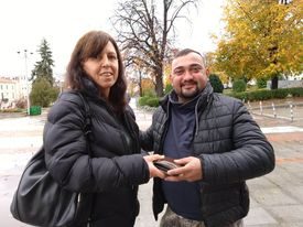 Пример за обществото: Ученички и жена от Шумен върнаха на собствениците изгубени портфейли